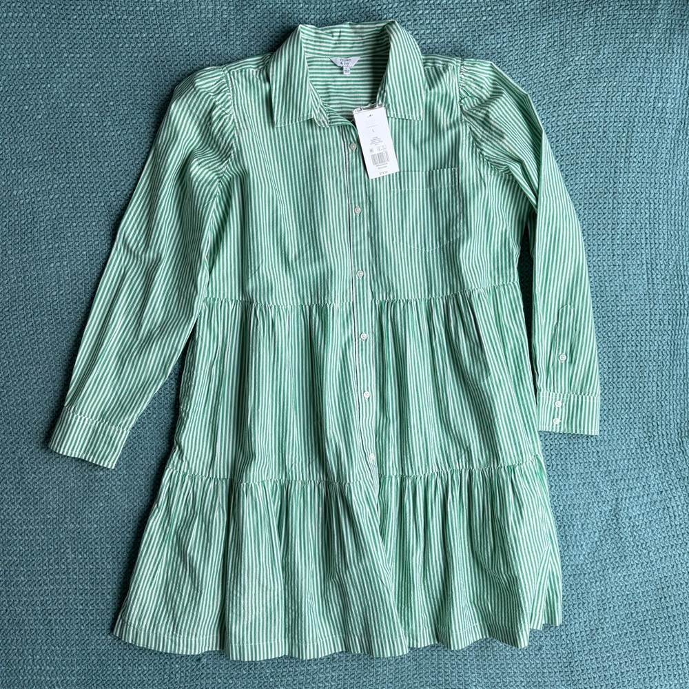 Crown & Ivy Green Striped Long Sleeve Dress